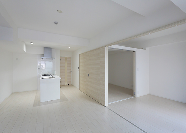 Gallery 77 - 6