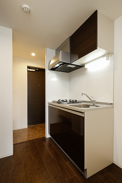 Gallery 76 - 4