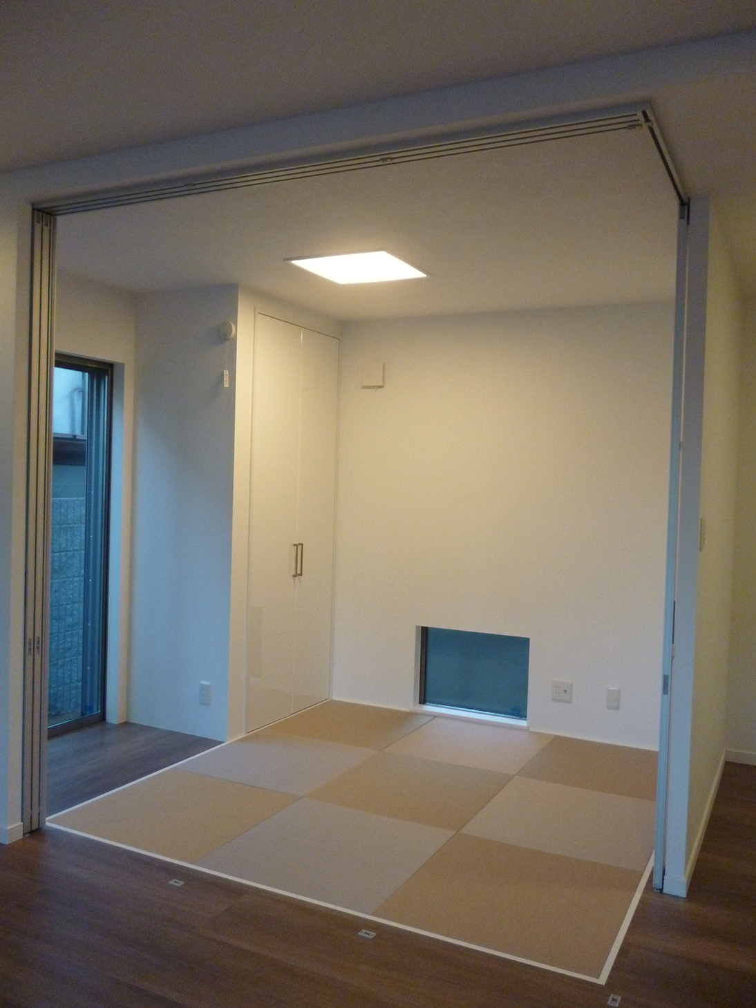 Gallery 02 - 2