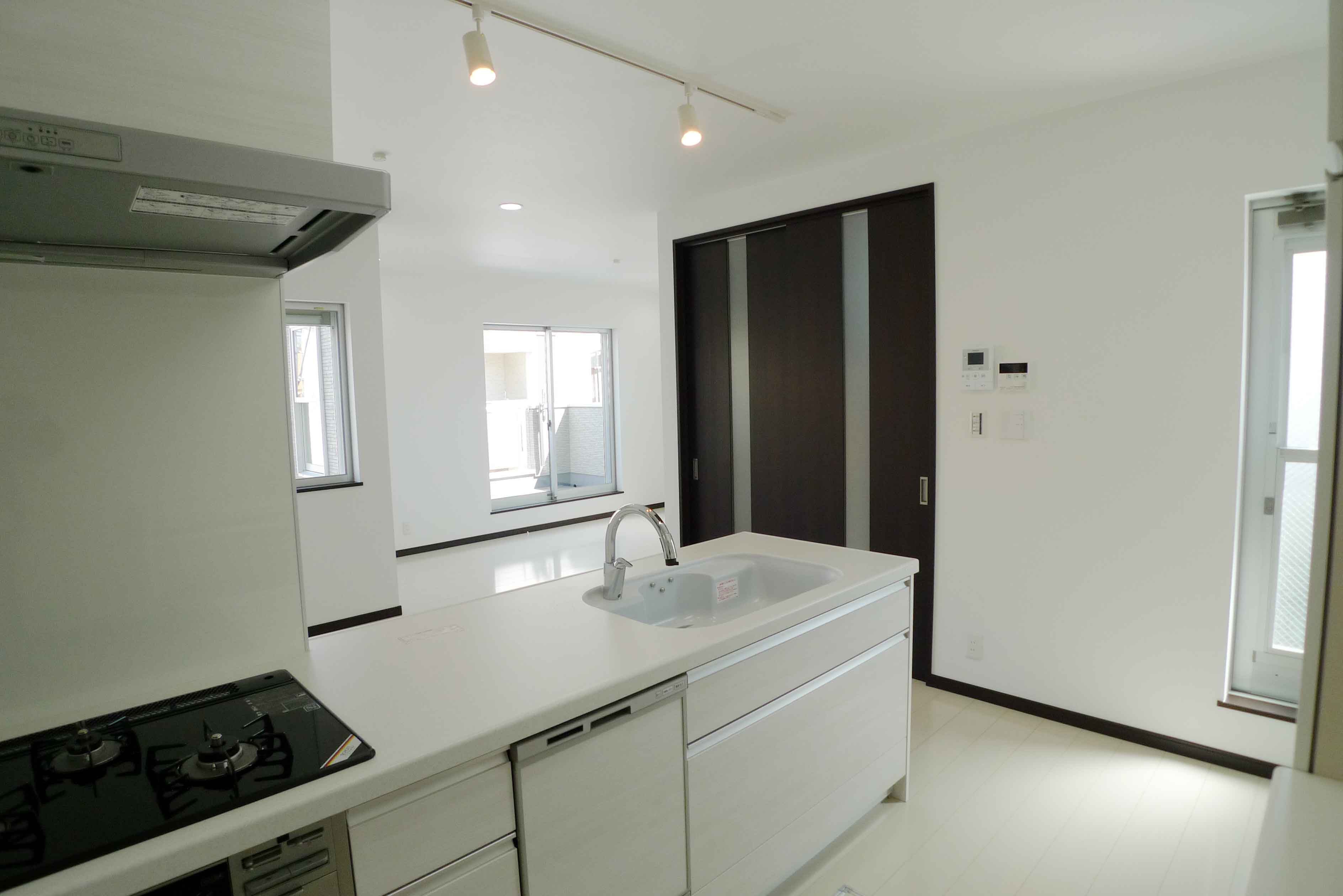 Gallery 12 - 3
