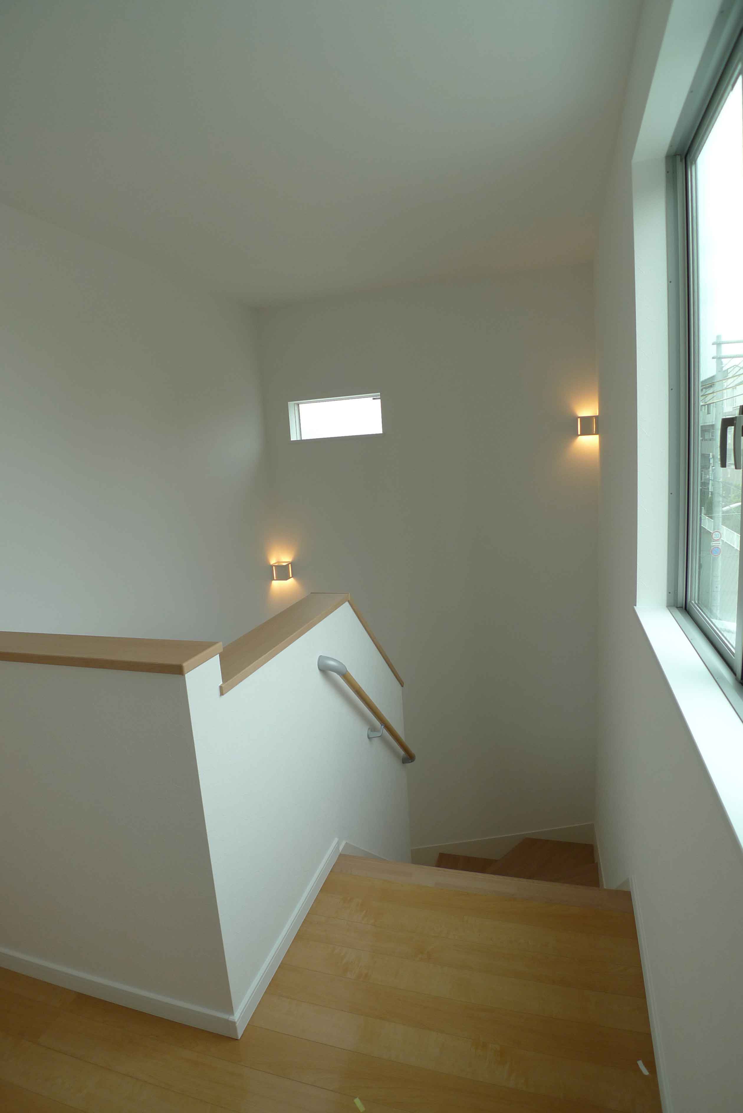 Gallery 17 - 5