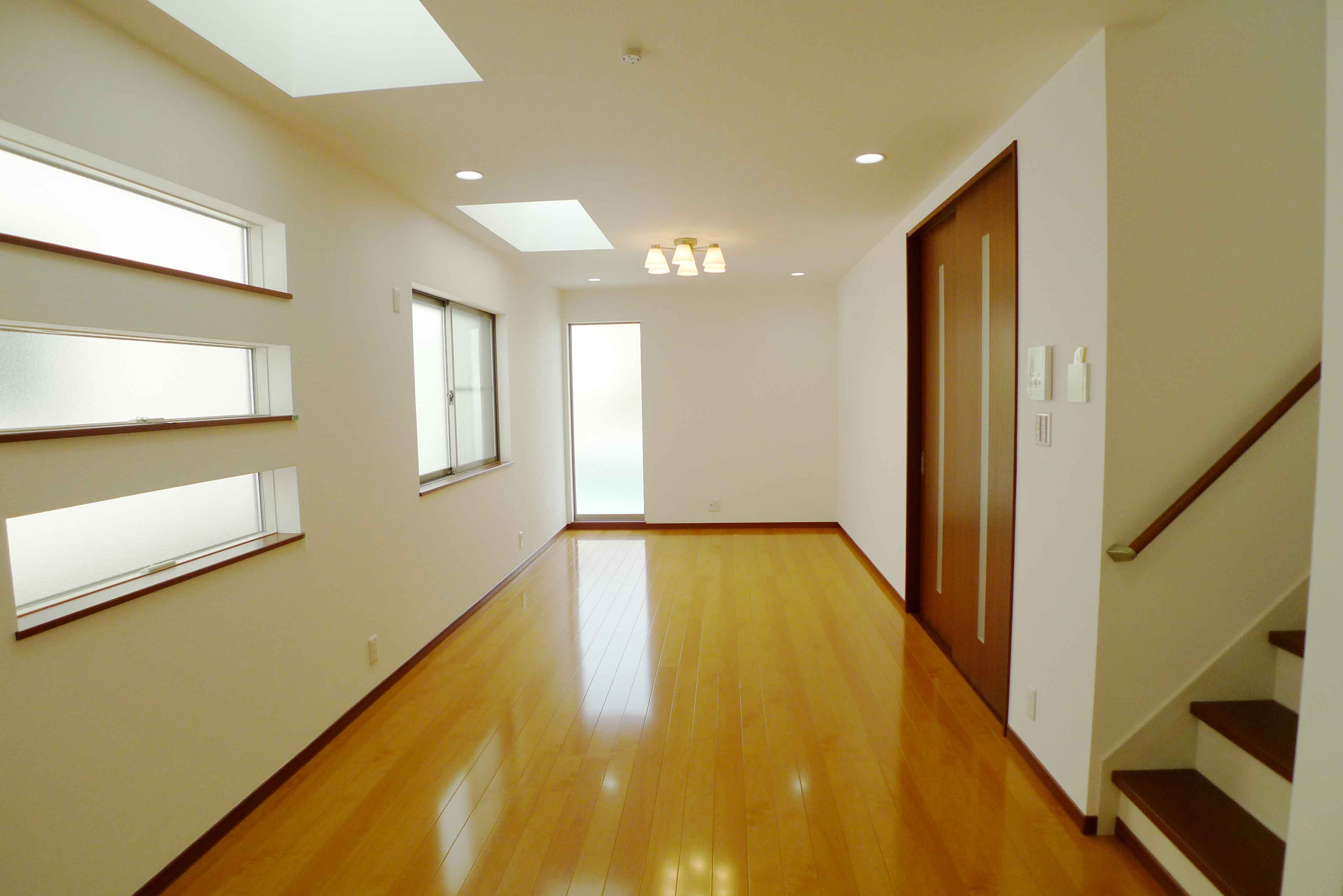Gallery 25 - 3