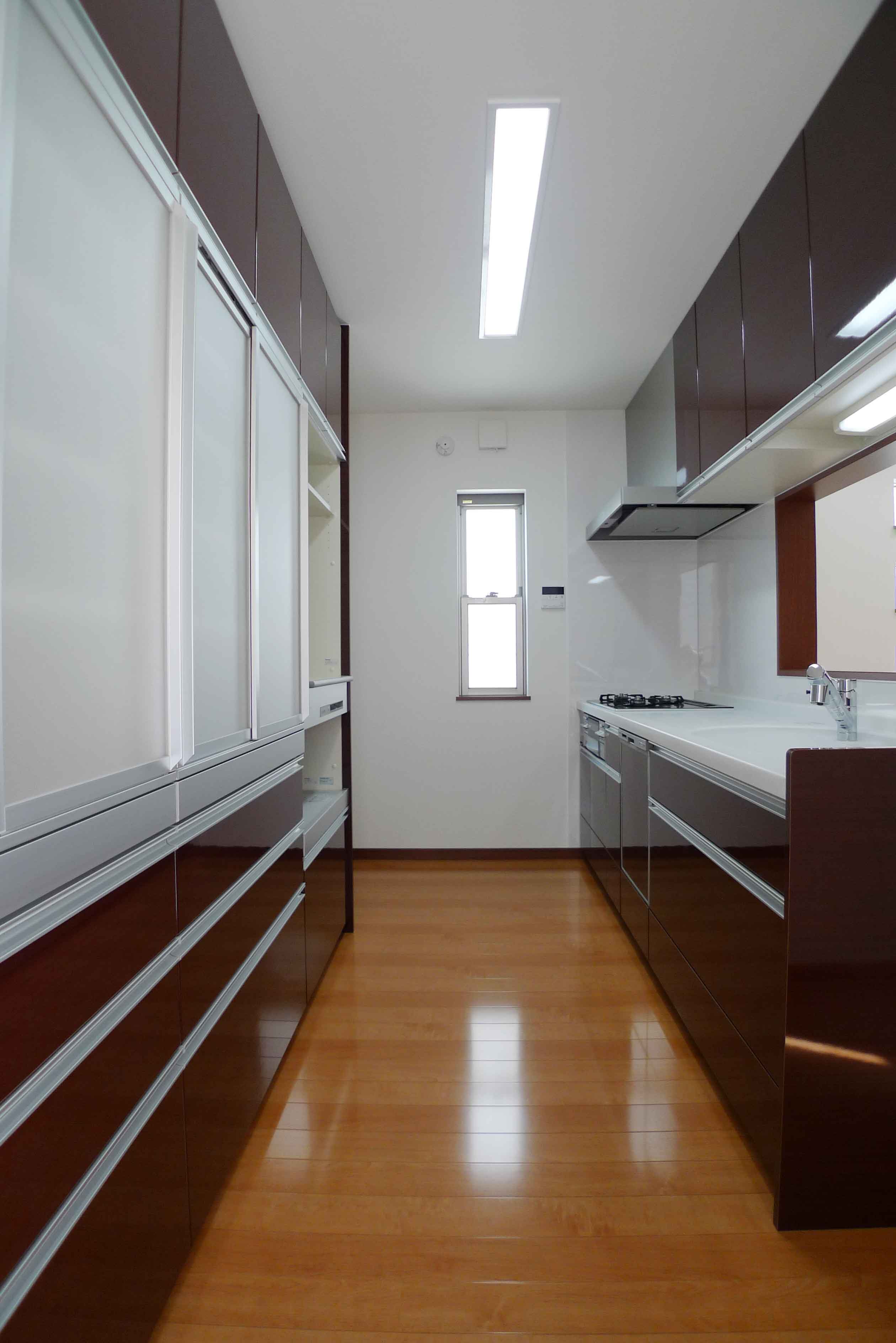 Gallery 25 - 4