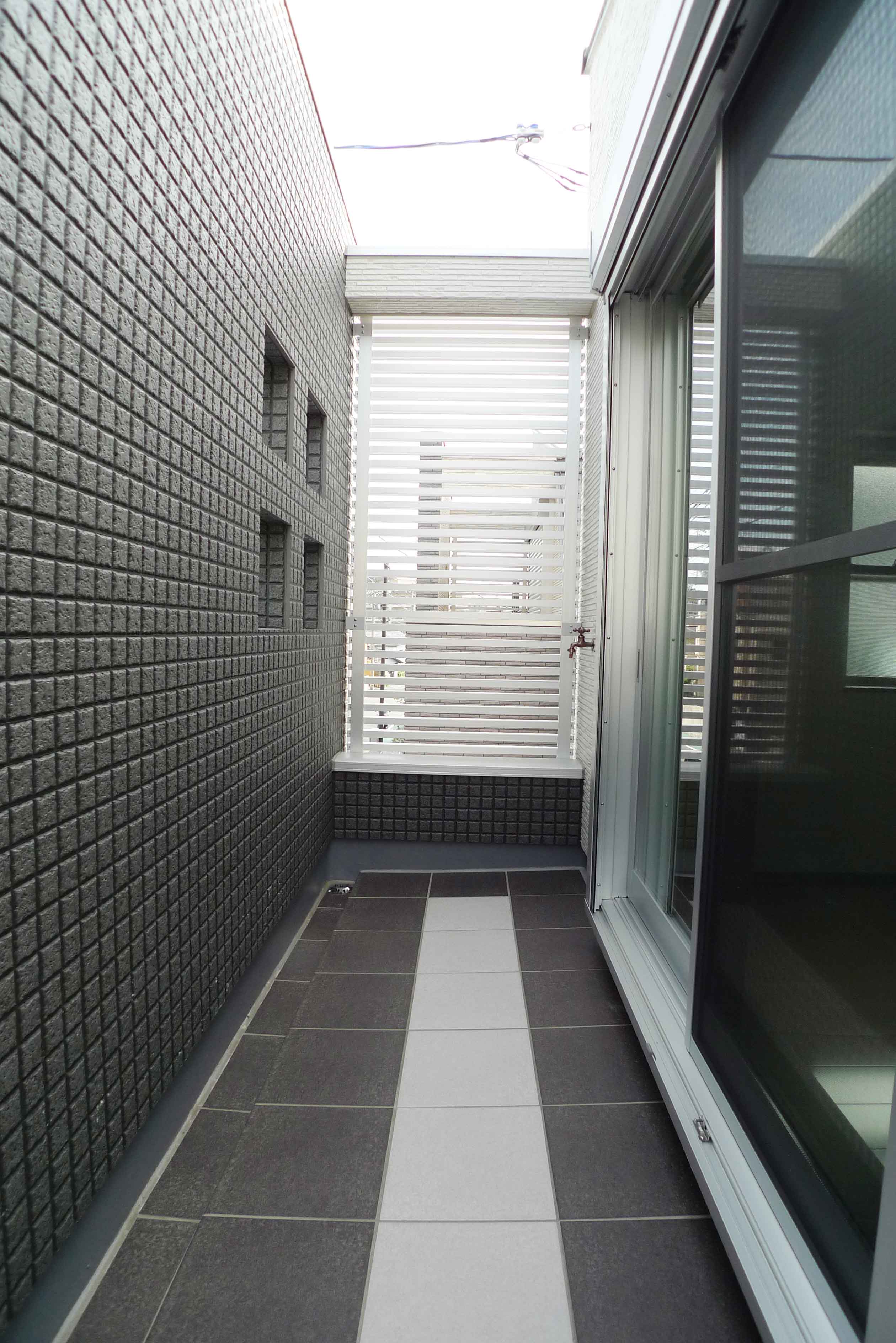 Gallery 26 - 6