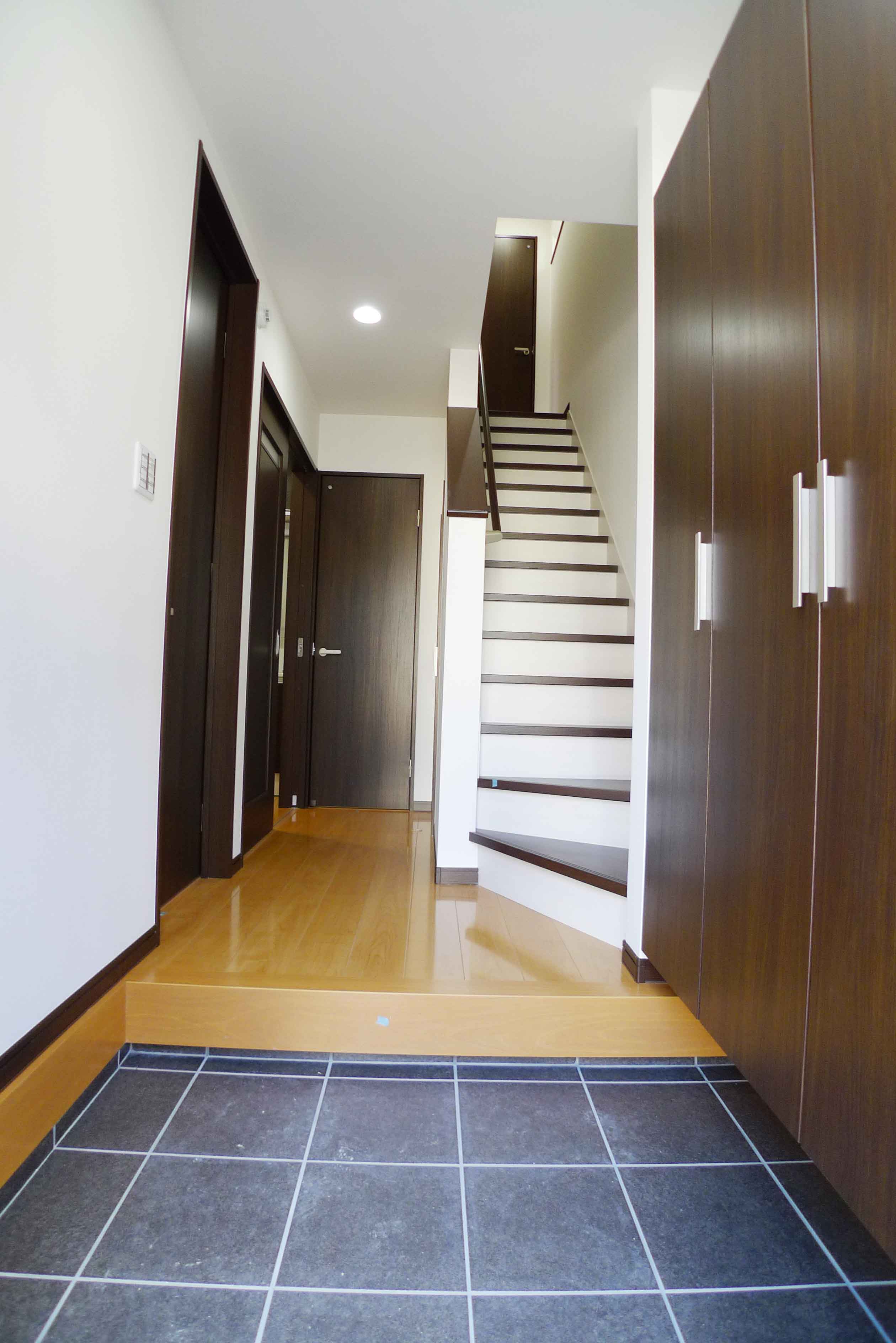 Gallery 27 - 2