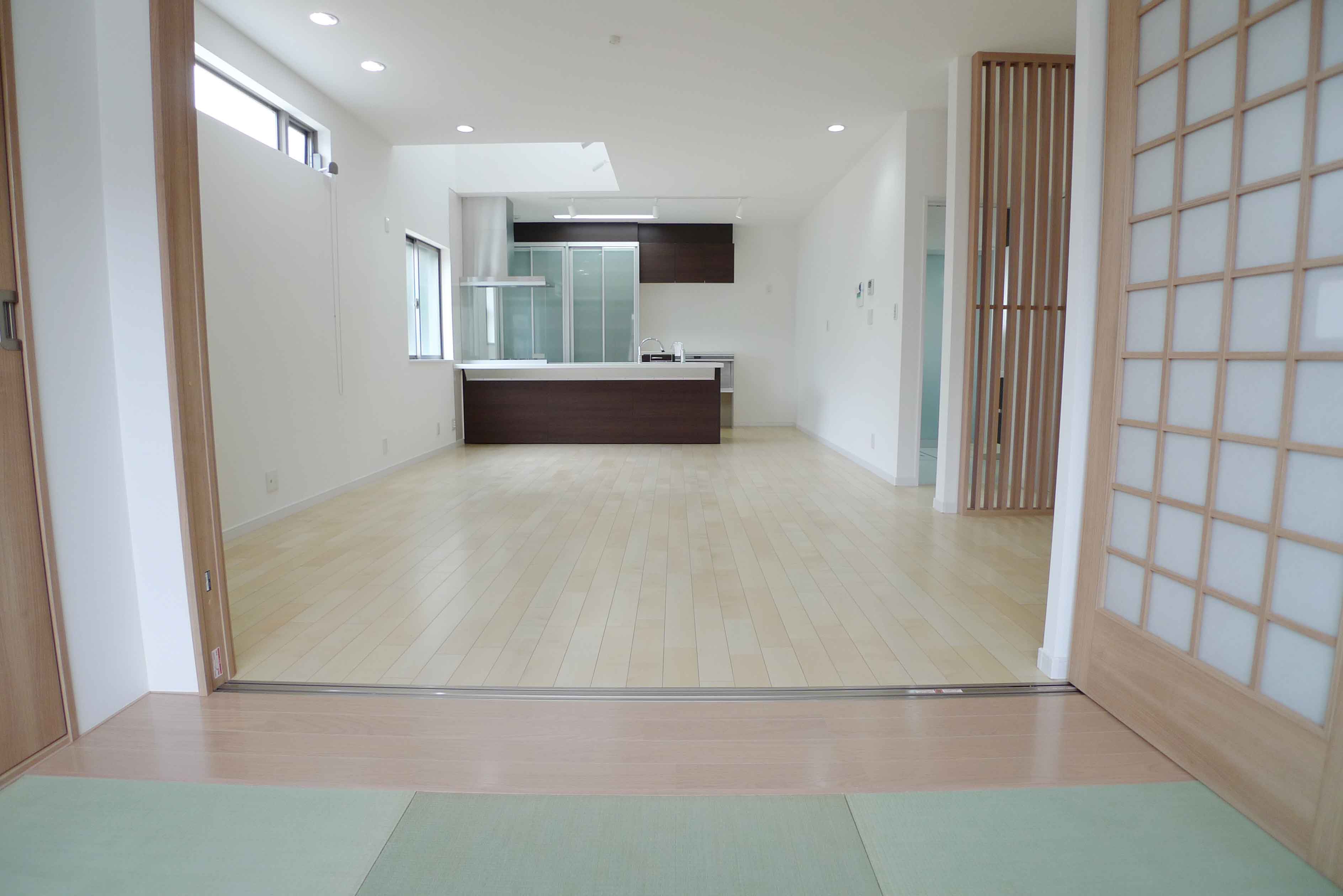 Gallery 30 - 2