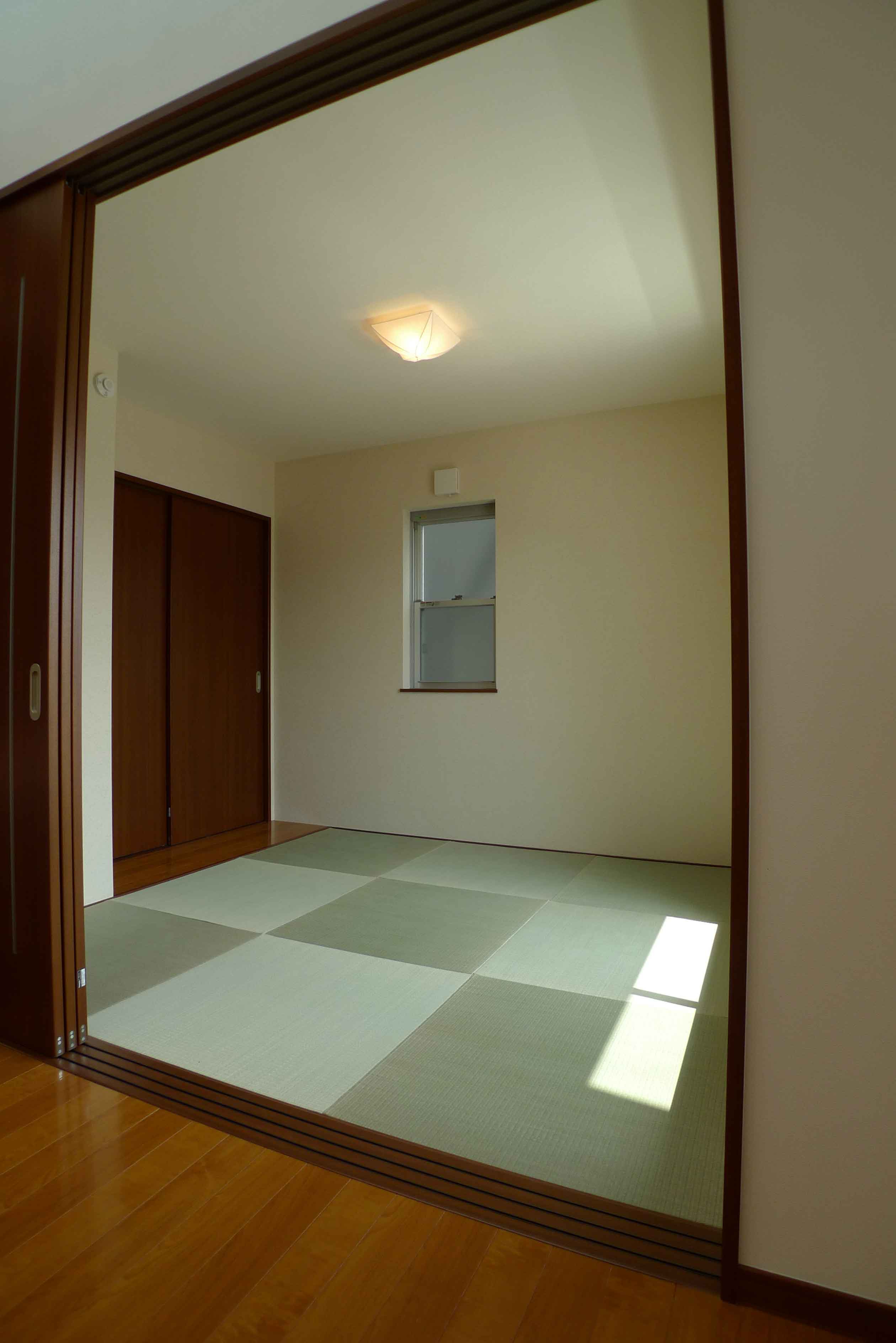 Gallery 36 - 5