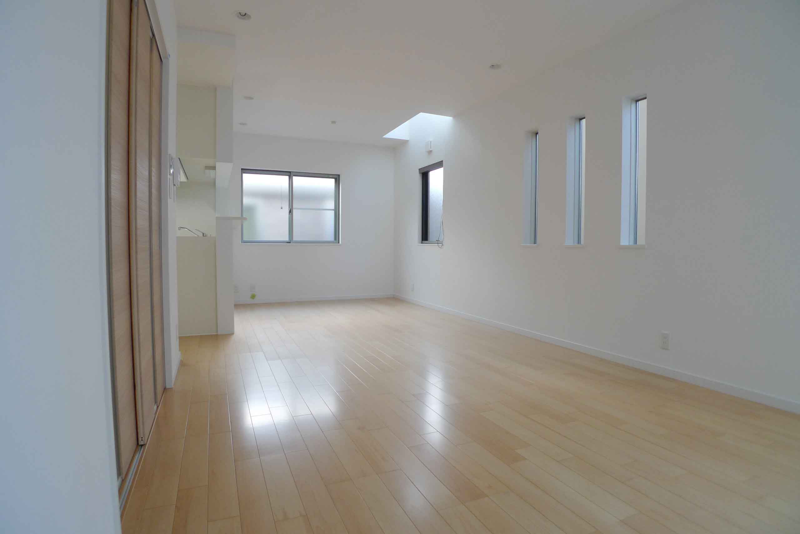 Gallery 40 - 3