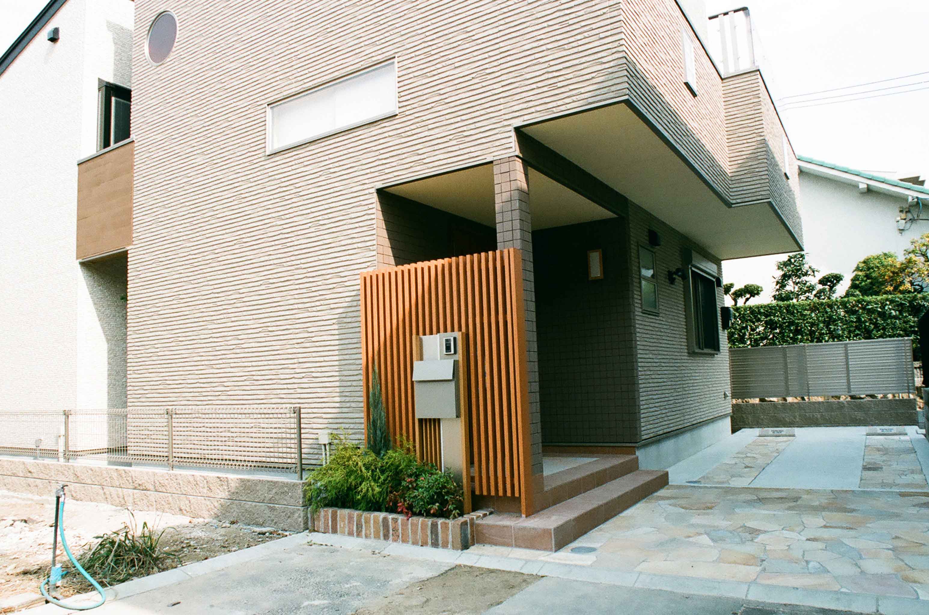 Gallery 70 - 3