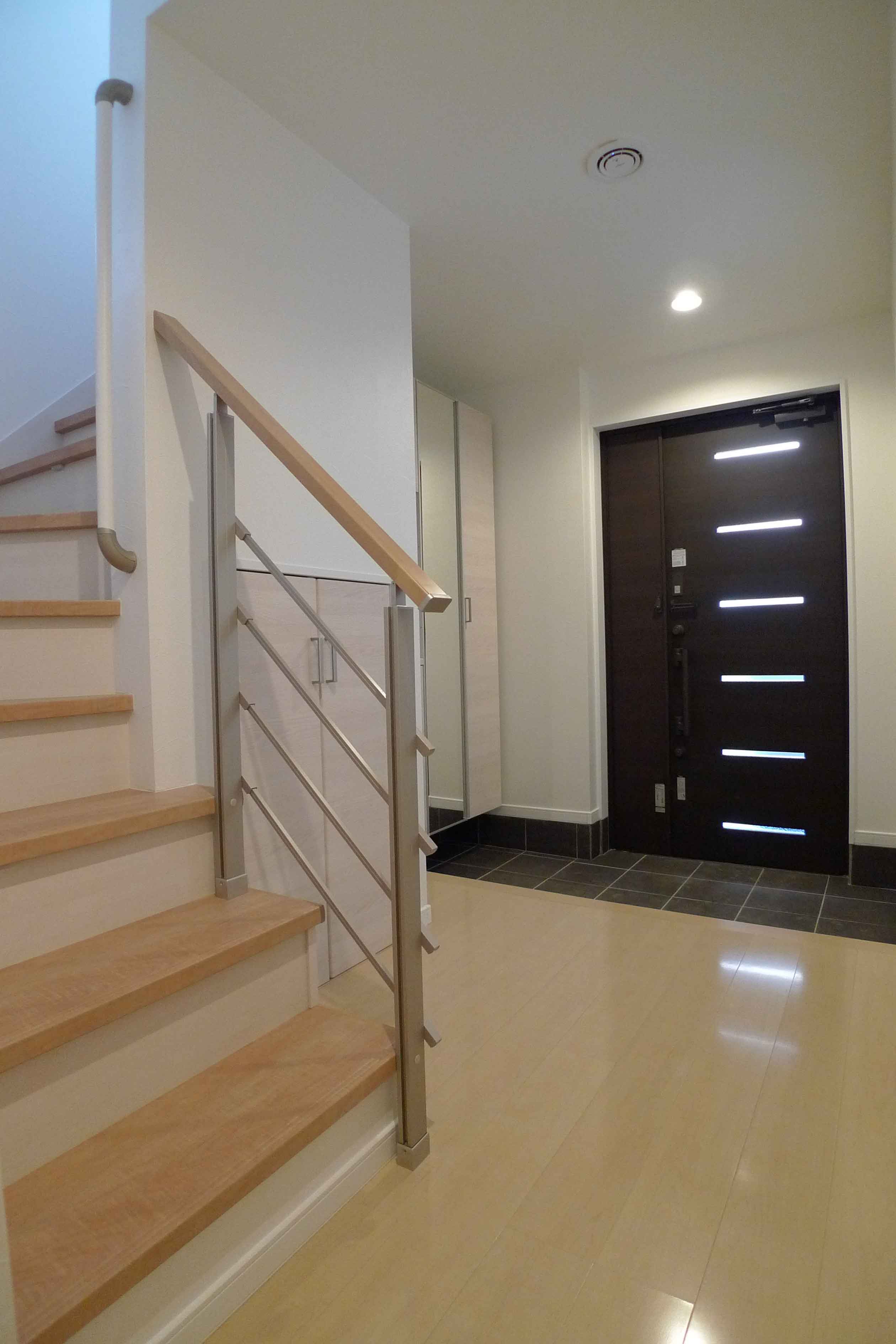 Gallery 52 - 2